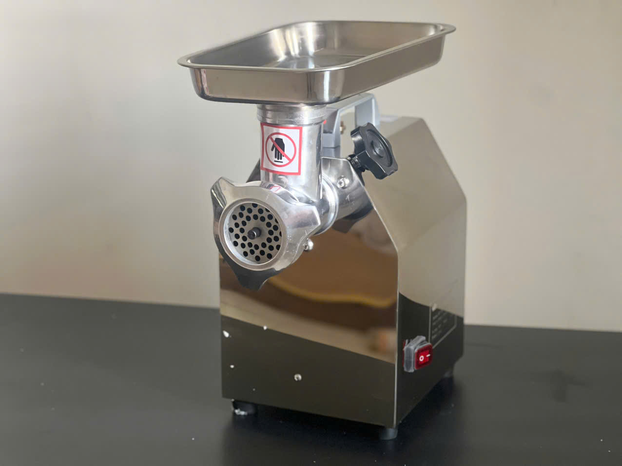 Máy xay thịt Mk 12SS  Máy xay thịt Mk 12SS